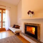 Lofts - Cozy 2-level Loft With Fireplace & Mountain Views Vitina