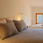 Lofts - Cozy 2-level Loft With Fireplace & Mountain Views