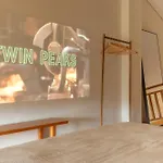 Lofts - Cozy 2-level Loft With Fireplace & Mountain Views *
