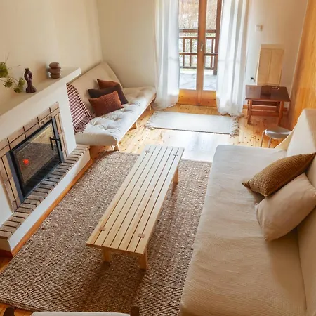 Lofts - Cozy 2-level Loft With Fireplace & Mountain Views