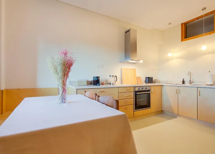 Lofts - Cozy 2-level Loft With Fireplace & Mountain Views Apartman