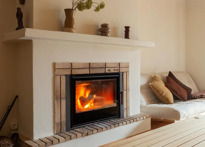 Lofts - Cozy 2-level Loft With Fireplace & Mountain Views