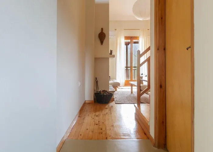 Lofts - Cozy 2-level Loft With Fireplace & Mountain Views Apartman
