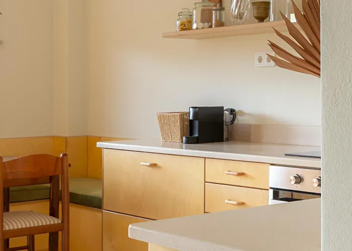 Lofts - Cozy 2-level Loft With Fireplace & Mountain Views